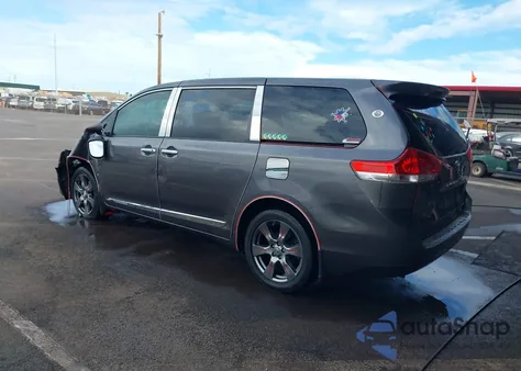 2011 Toyota Sienna Le V6/Le V6 Auto Access Seat from USA, damaged, VIN 5TDKK3DC9BS091956